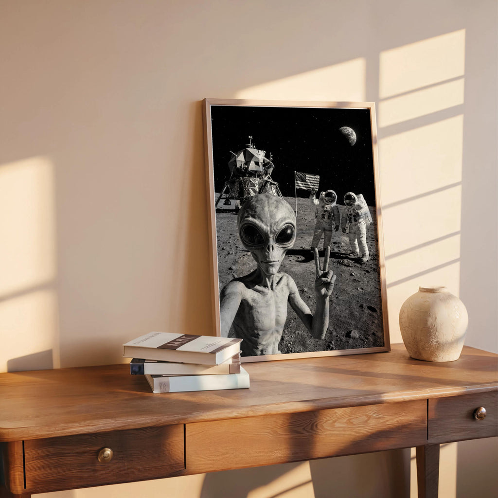 Alien Moon Selfie Art Print, Retro Funny Astronaut Wall Decor, Black & White Funny Space Poster, Quirky Vintage UFO Sci-Fi Photo Decor